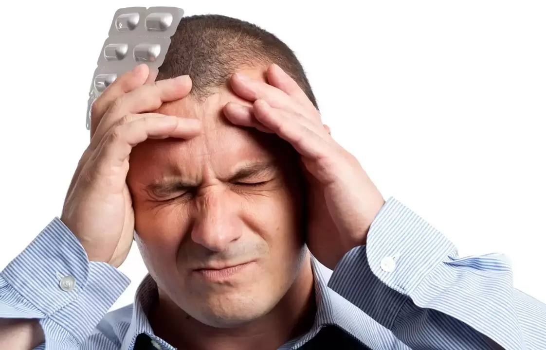 Hipertansiyonlu bir erkekte baş ağrısı